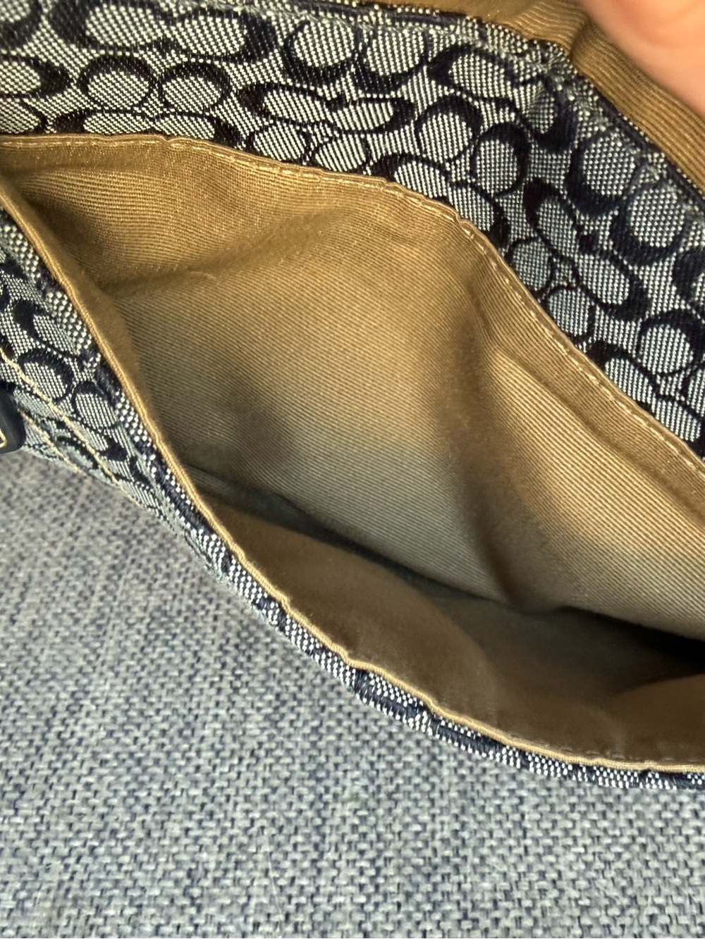Coach Navy Signature Jacquard Canvas Wristlet with Leather Trim and Buckle - Picture 7 of 14
